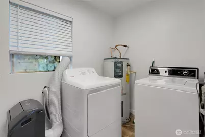 1536 -1538 S Walters Road, Tacoma, WA 98465 - Photo 11