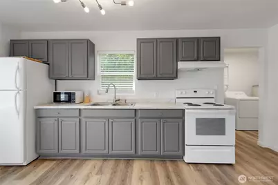 1536 -1538 S Walters Road, Tacoma, WA 98465 - Photo 7