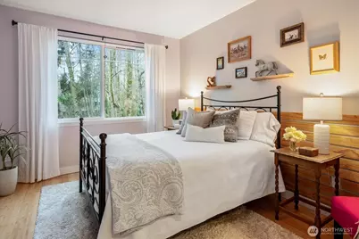 12712 Admiralty Way #E203, Everett, WA 98204 - Photo 11