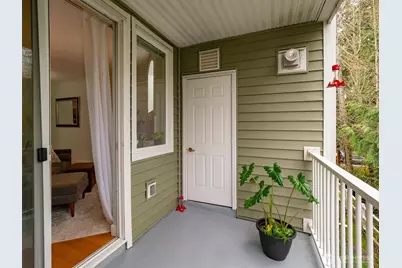12712 Admiralty Way #E203, Everett, WA 98204 - Photo 19