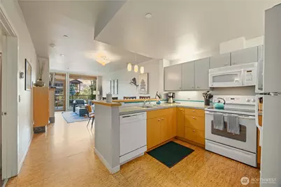 2220 W Woodin Avenue #106, Chelan, WA 98816 - Photo 11