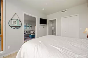 2220 W Woodin Ave, Chelan, WA 98816 - Photo 17