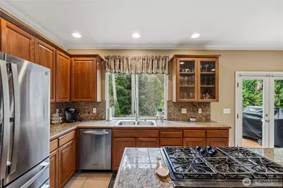 11215 29th Street SE, Lake Stevens, WA 98258 - Photo 9