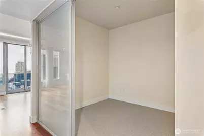 737 Olive Way #2809, Seattle, WA 98101 - Photo 9