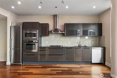 737 Olive Way #2809, Seattle, WA 98101 - Photo 3