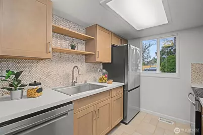 25111 118th Court SE, Kent, WA 98030 - Photo 9