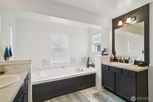 13916 SE 86th St, Newcastle, WA 98059 - Photo 37