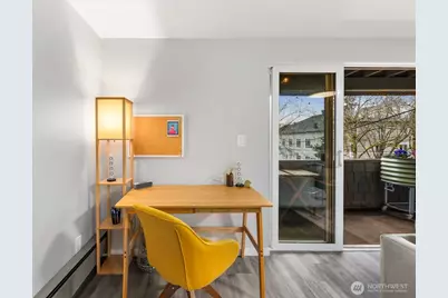 1729 18th Avenue #201, Seattle, WA 98122 - Photo 9