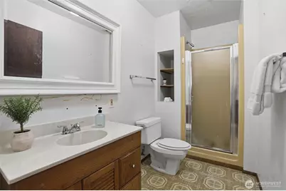 729 NE Pinecrest Drive, Bremerton, WA 98311 - Photo 31