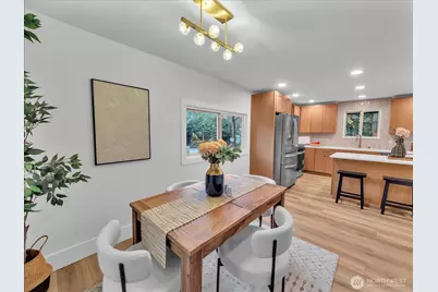 13046 15th Avenue NE, Seattle, WA 98125 - Photo 9