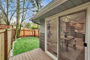 13046 15th Ave NE, Seattle, WA 98125 - Photo 23