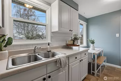 2012 Nipsic Avenue, Bremerton, WA 98310 - Photo 15