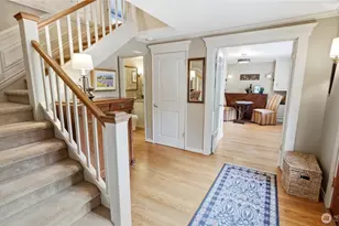 10506 Robin Hood Dr, Edmonds, WA 98020 - Photo 11