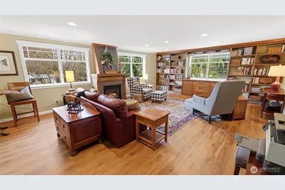 10506 Robin Hood Drive, Edmonds, WA 98020 - Photo 19