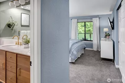 1819 N 107th Street #204, Seattle, WA 98133 - Photo 15
