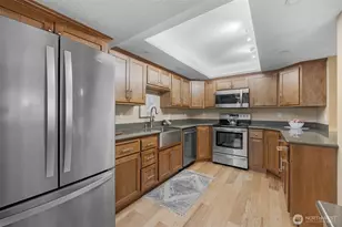 200 James St, Edmonds, WA 98020 - Photo 21