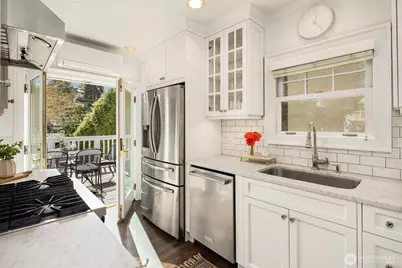 917 E Allison Street, Seattle, WA 98102 - Photo 11