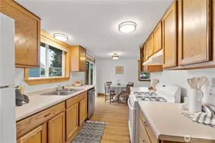 1975 Wilson Ave, Enumclaw, WA 98022 - Photo 11