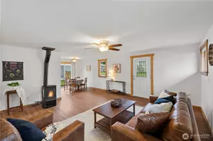 1975 Wilson Ave, Enumclaw, WA 98022 - Photo 7