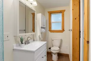 1975 Wilson Ave, Enumclaw, WA 98022 - Photo 15