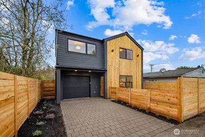 3215 22nd Avenue S, Seattle, WA 98144 - Photo 1