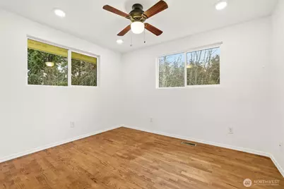 21911 120th Street E, Bonney Lake, WA 98391 - Photo 31