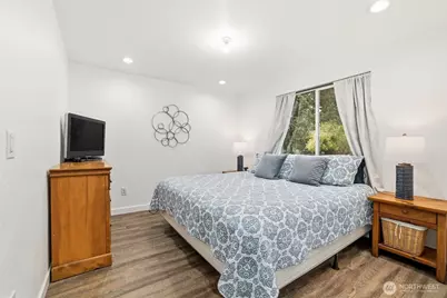 21911 120th Street E, Bonney Lake, WA 98391 - Photo 19