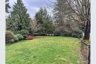 807 Grimes Road, Bothell, WA 98012 - Photo 25