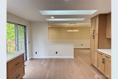 807 Grimes Road, Bothell, WA 98012 - Photo 7