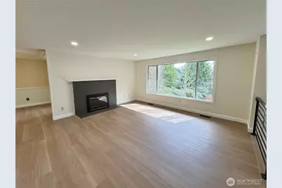 807 Grimes Road, Bothell, WA 98012 - Photo 3