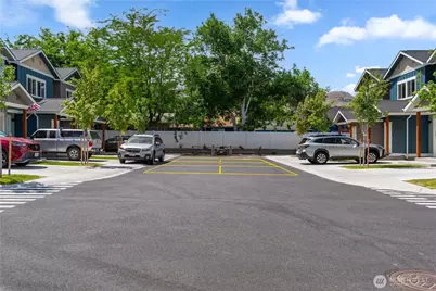 1030 Finch Lane #E2, Wenatchee, WA 98801 - Photo 3