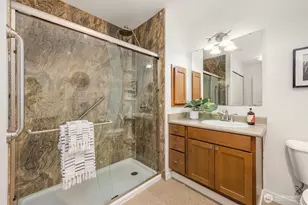 300 High School Rd NE, Bainbridge Island, WA 98110 - Photo 15