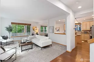 8225 1st Pl SE, Lake Stevens, WA 98258 - Photo 3