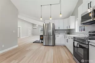 15608 252nd St Ct E, Graham, WA 98321 - Photo 7