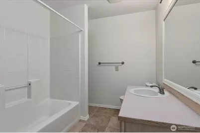 2305 W Woodin Ave #2E, Chelan, WA 98816 - Photo 23