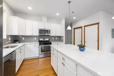 139 S 47th Street, Mount Vernon, WA 98274 - Photo 5