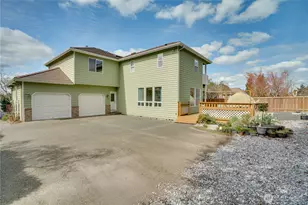 2209 28th St SE, Puyallup, WA 98372 - Photo 37