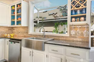 2209 28th St SE, Puyallup, WA 98372 - Photo 11