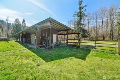 31211 Boulder Creek Drive, Arlington, WA 98223 - Photo 3