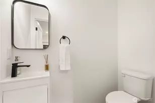 3817 B Fremont Ave N, Seattle, WA 98103 - Photo 21