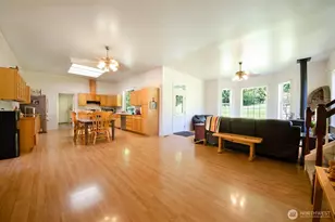12832 Hunter Rd SW, Rochester, WA 98579 - Photo 5