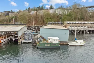 2706 Westlake Ave N, Seattle, WA 98109 - Photo 5