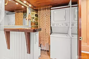 2706 Westlake Ave N, Seattle, WA 98109 - Photo 21