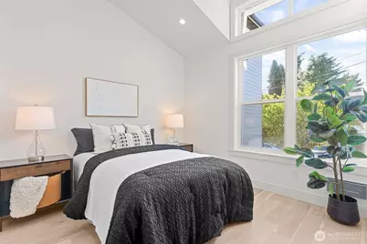 7350 22nd Avenue NW #B, Seattle, WA 98117 - Photo 17