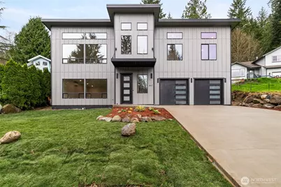 647 Rainbow Drive, Sedro Woolley, WA 98284 - Photo 1