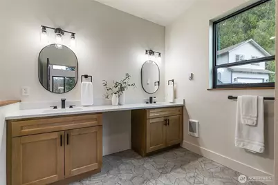 647 Rainbow Drive, Sedro Woolley, WA 98284 - Photo 23