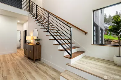 647 Rainbow Drive, Sedro Woolley, WA 98284 - Photo 5