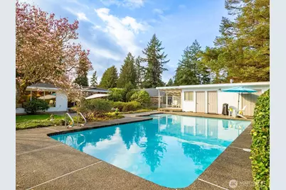 13744 Ashworth Avenue N, Seattle, WA 98133 - Photo 1