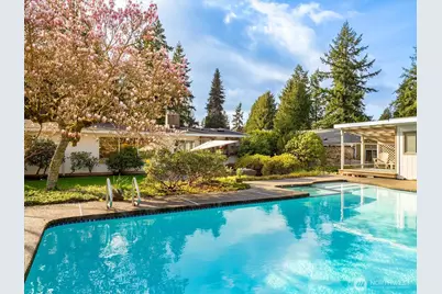 13744 Ashworth Avenue N, Seattle, WA 98133 - Photo 27