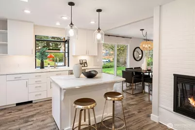 13744 Ashworth Avenue N, Seattle, WA 98133 - Photo 9